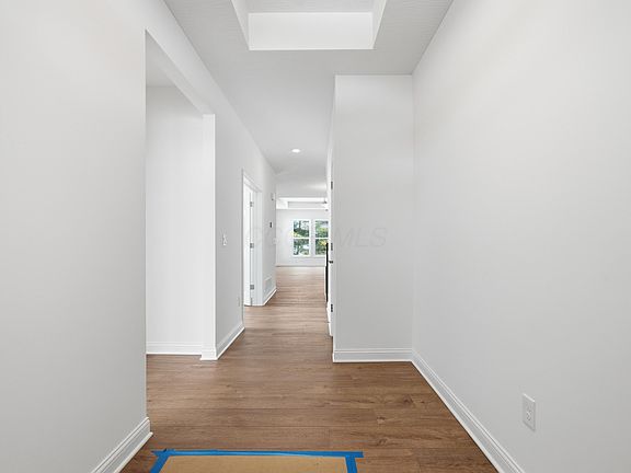 5th image of 1533 Maple Heights Dr