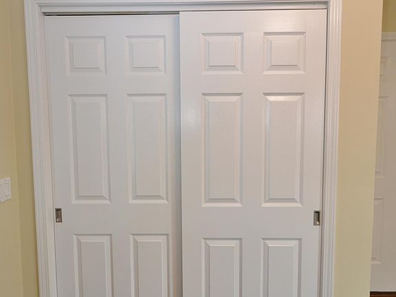 4th image of 2635 Falcon Ln