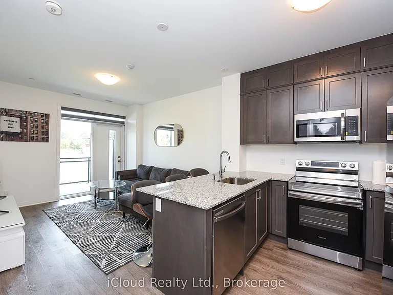 95 Dundas St W #4 — Photo 22