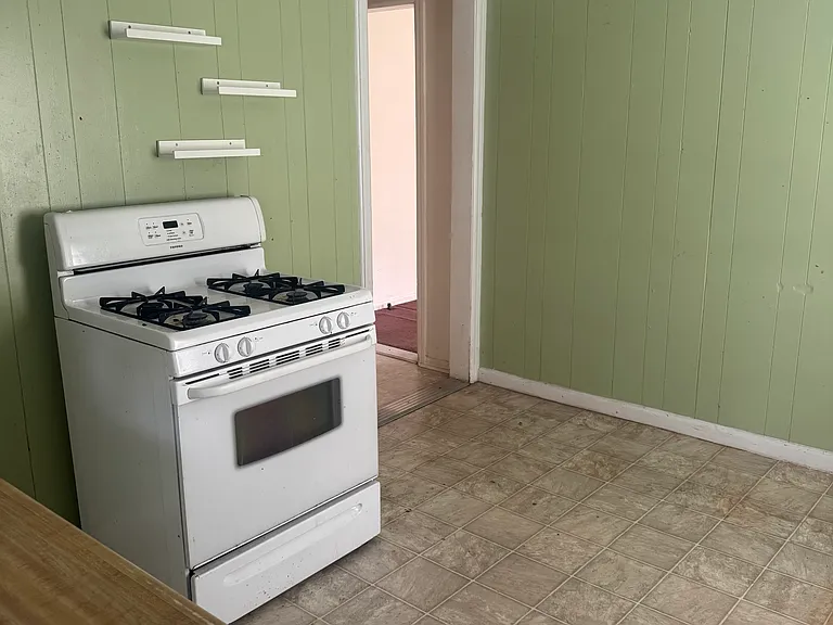 2200 Jefferson St — Photo 5