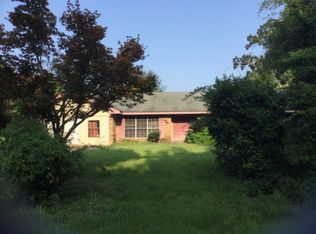 1619 Meadowlea St, Bogalusa, LA 70427