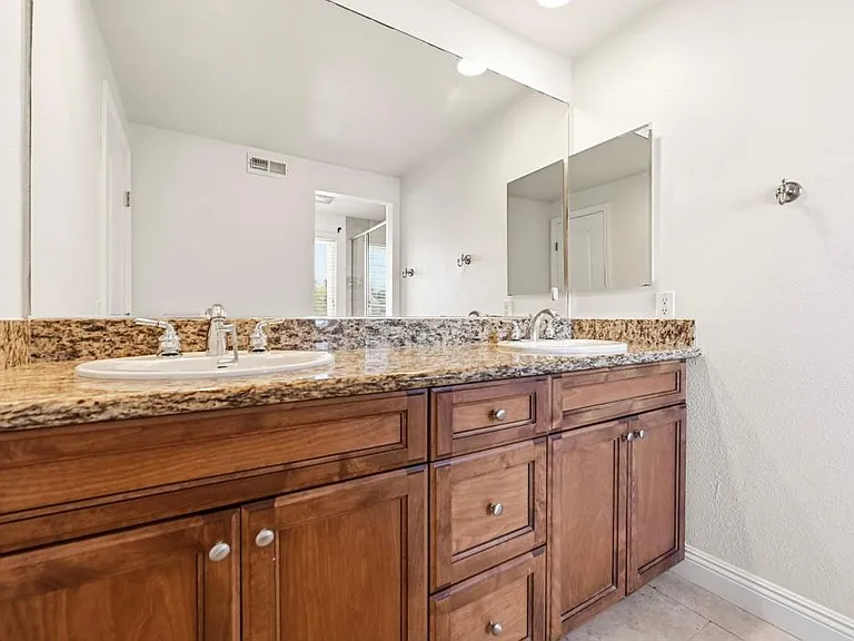 14349 Aedan Ct — Photo 24