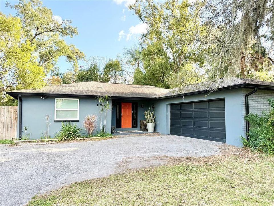 1st image of 1004 Lake Charles Cir