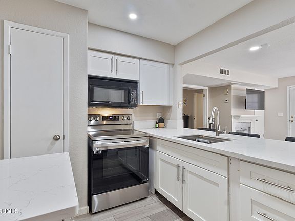 4th image of 4901 S CALLE LOS CERROS Drive #119
