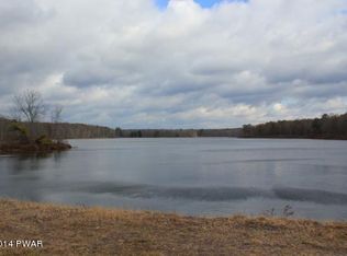 Lehigh Rd, Gouldsboro, PA 18424