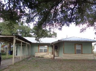 413 E Milam St, Falfurrias, TX 78355