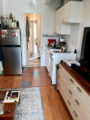 Rented by Home Vision Realty LLC | media 11