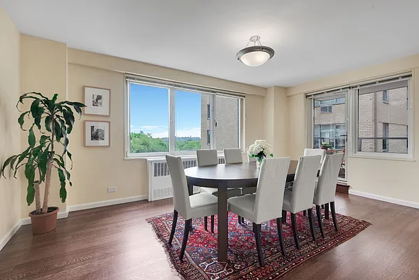 Sold by Compass | media 2