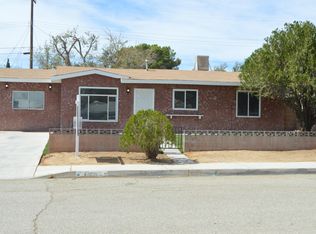 15917 Lawrence Dr, Mojave, CA 93501