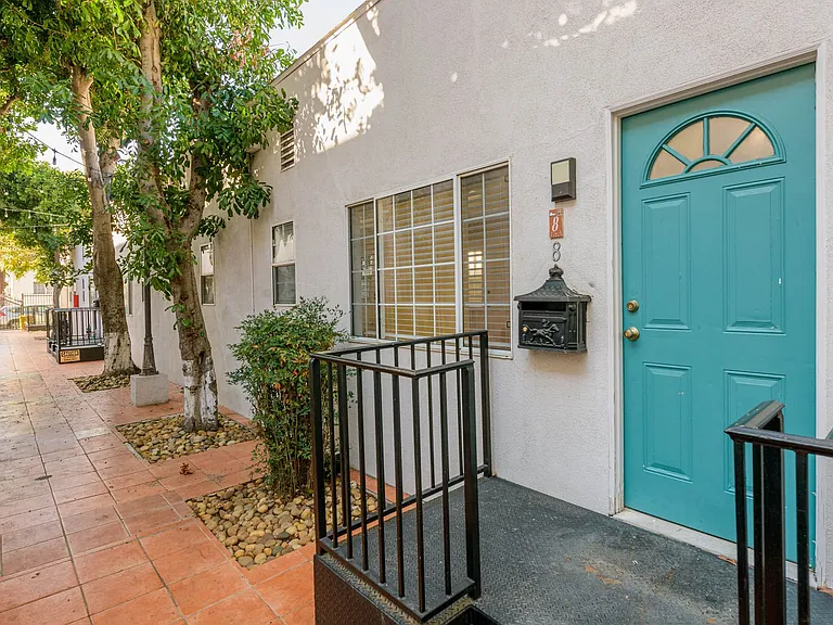 1234 N. Berendo — Photo 44
