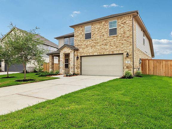 2-custom-Houston - Kingdom Heights- 2607 Clapbread Ln Rosenberg TX 77471-002.jpg