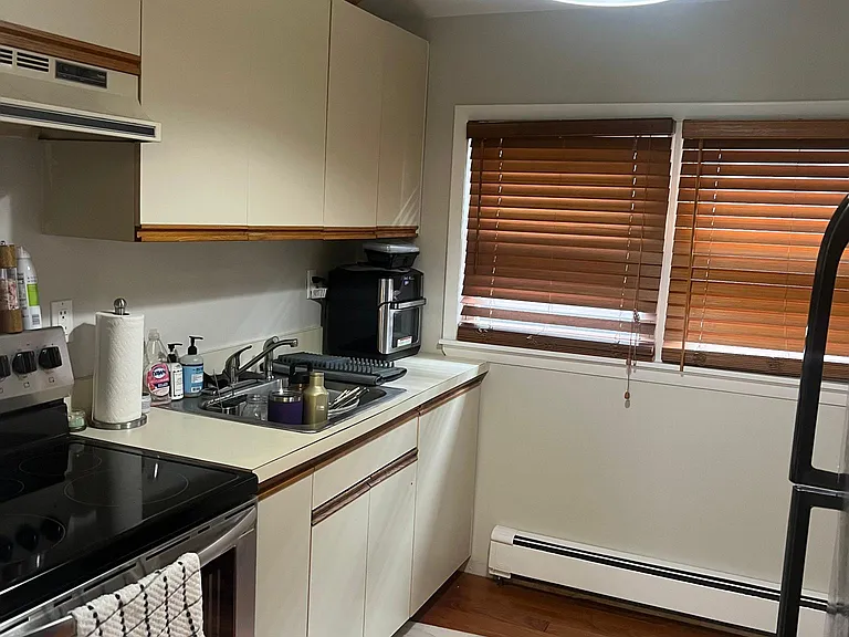 103 Florida St #2 — Photo 11
