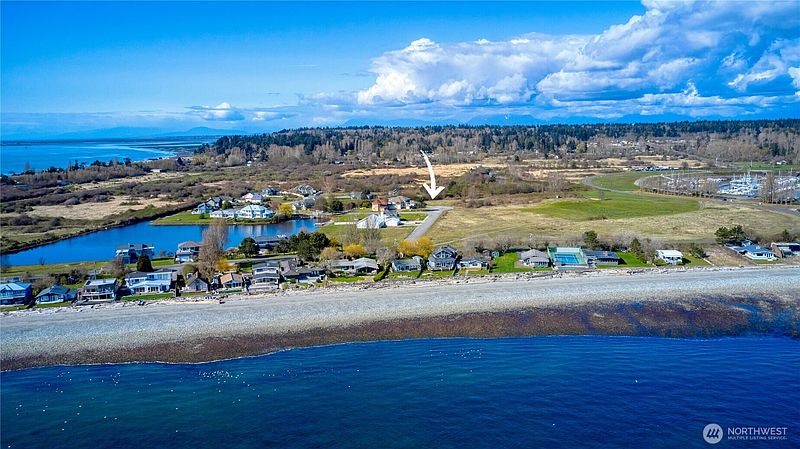 5th image of 721 Ocean View Court