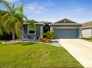 523 19th St NW, Ruskin, FL 33570