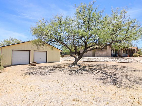 2nd image of 2200 S Melpomene Way