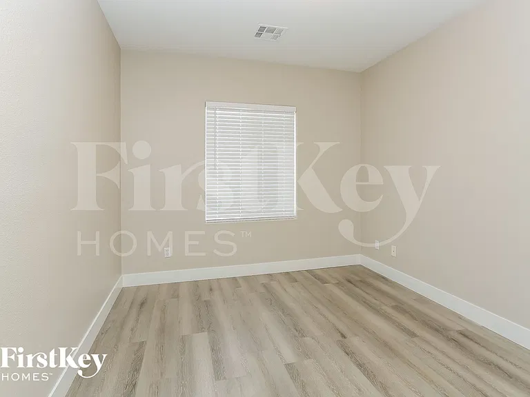 6834 Dovecote Ave — Photo 8