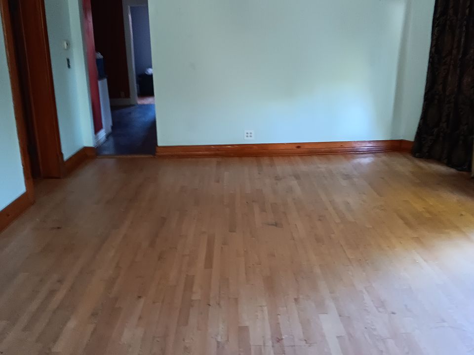 2nd image of 807 Edmund Ave #1