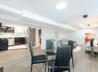 39 Old Oak Rd #BASEMENT, Toronto, ON M9A 2W1