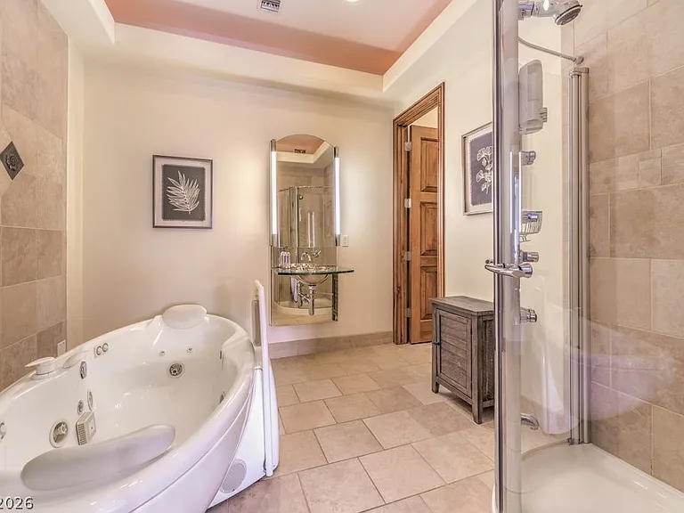 2780 El Camino Rd — Photo 47