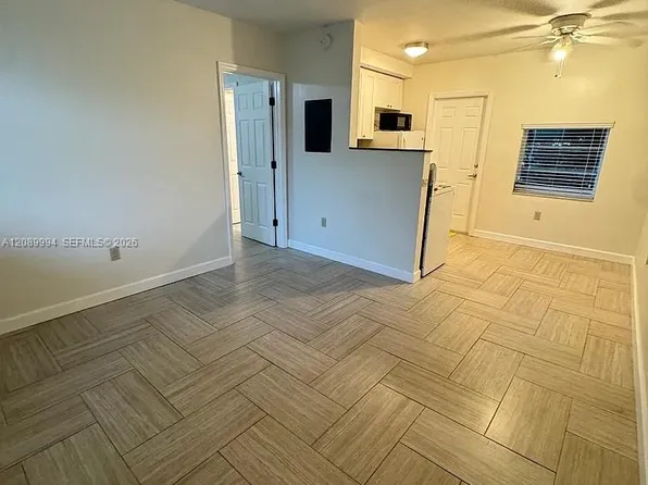 11890 NE 16th Ave, Miami, FL