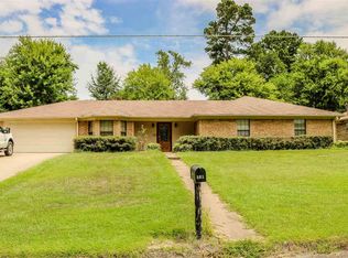 305 Wain Dr, Longview, TX 75604