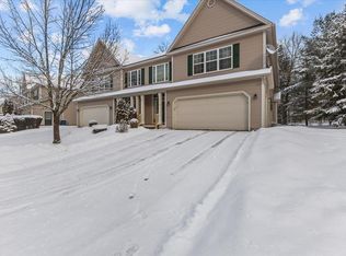 8 Partridge Dr, Essex Junction, VT 05452