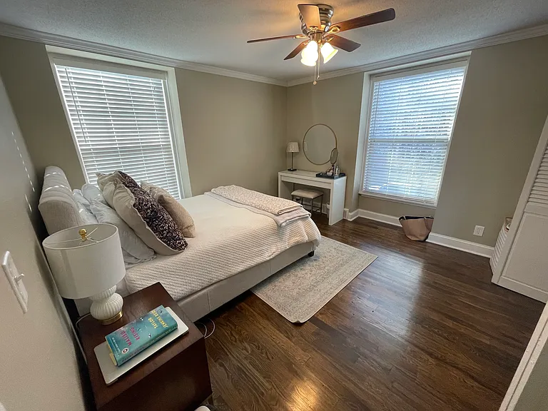 4527 Holly St #302 — Photo 9