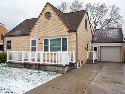 144 E Milnor Ave, Lackawanna, NY, 14218