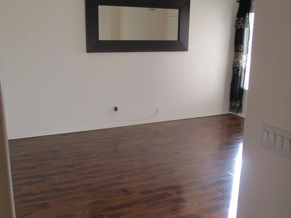 5th image of 1294 E Stirrup Ln