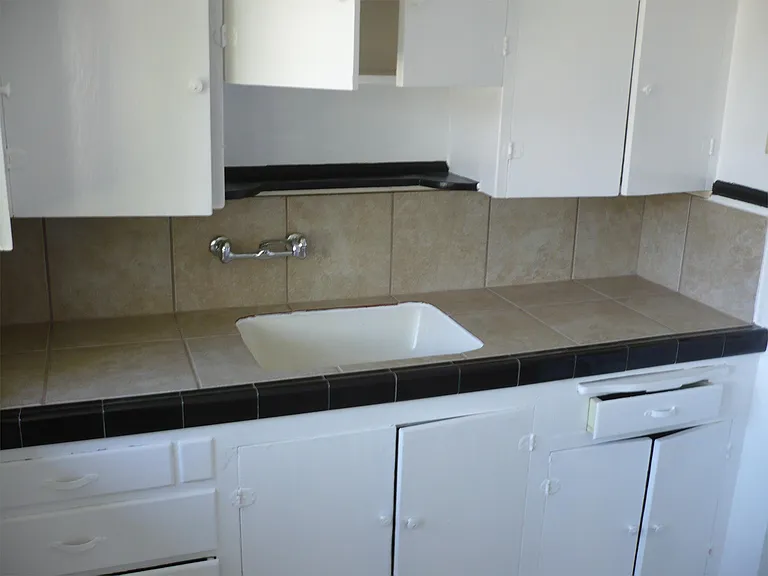 457 SW Washington Ave #7 — Photo 3