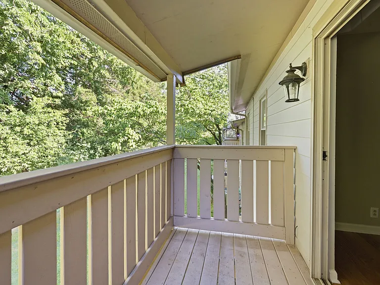 815 Ashlawn Pl — Photo 23