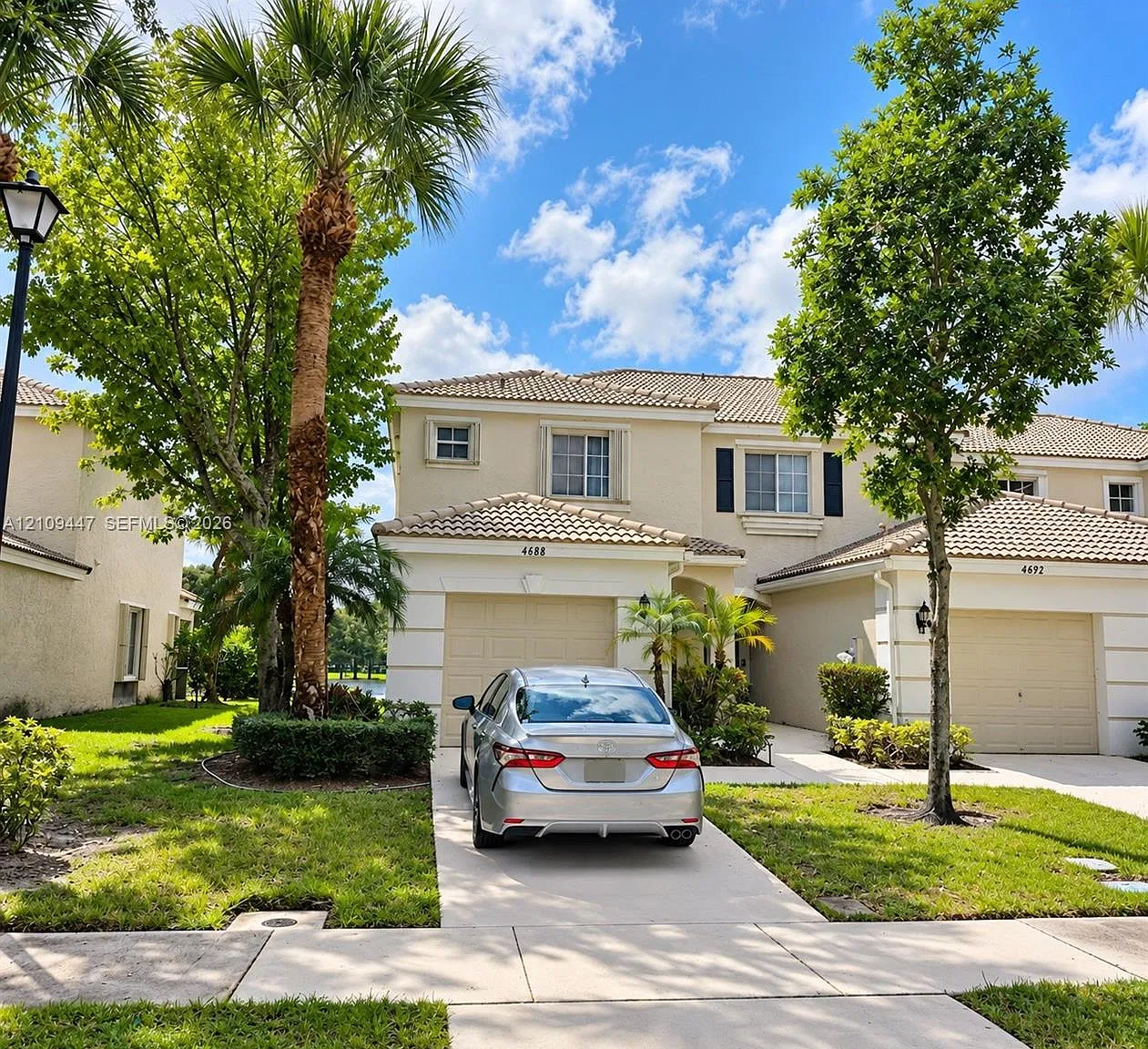 Palmbrooke Townhomes — Photo 2