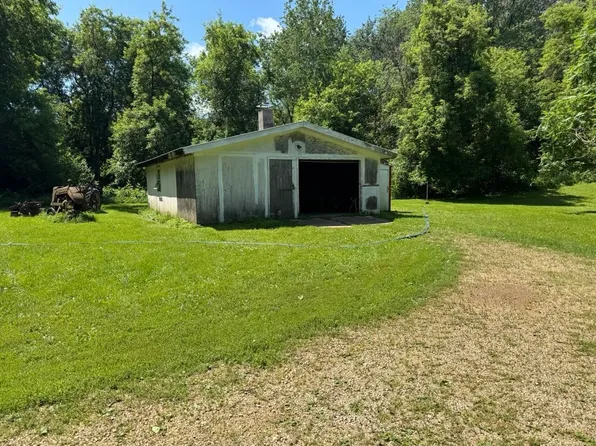 W8785 State Highway 82, Elroy, WI 53929