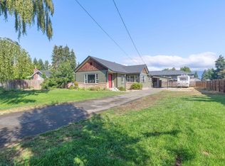 1450 Fruitdale Dr, Grants Pass, OR 97527