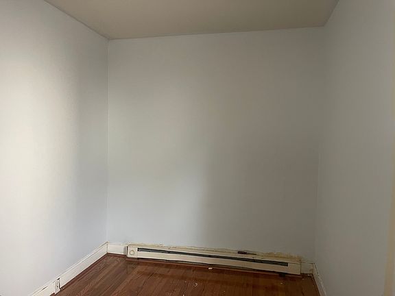 5th image of 1160 Hancock Ave #1