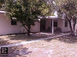 5th image of 7455 Cedar St NE