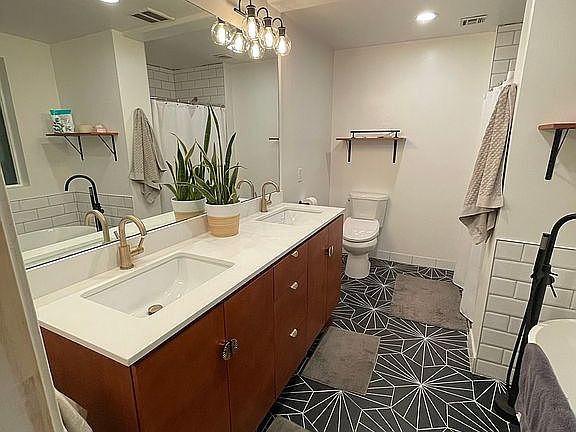 Master bath after reno