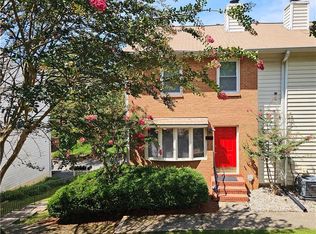 434 High Creek Trce #434, Roswell, GA 30076