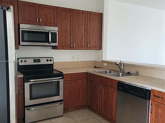 5th image of 1432 NW 34th Way #1432