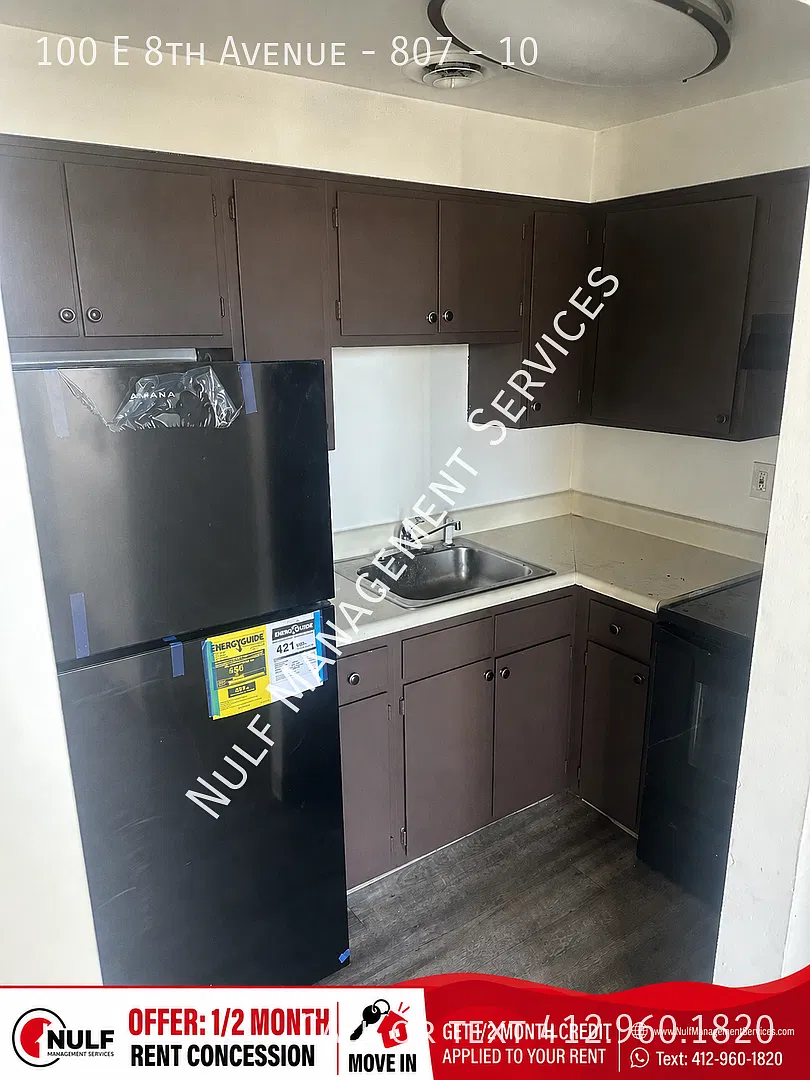 100 E 8th Ave — Photo 1
