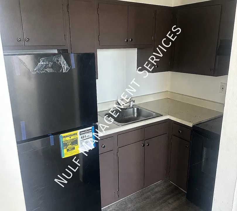 100 E 8th Ave #807-10