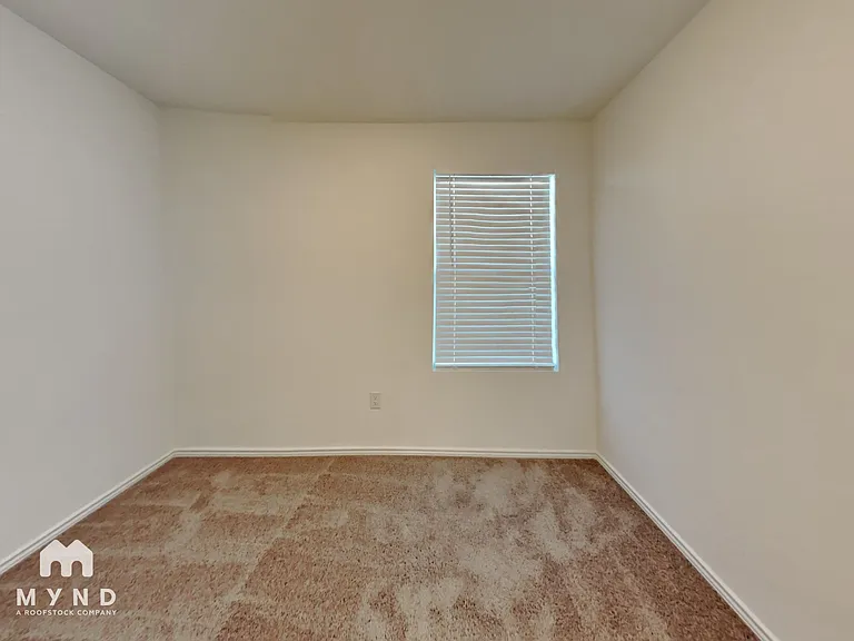 14530 Payton Flts — Photo 16