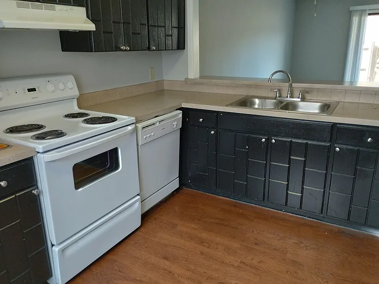 Parke East Townhomes — Photo 29