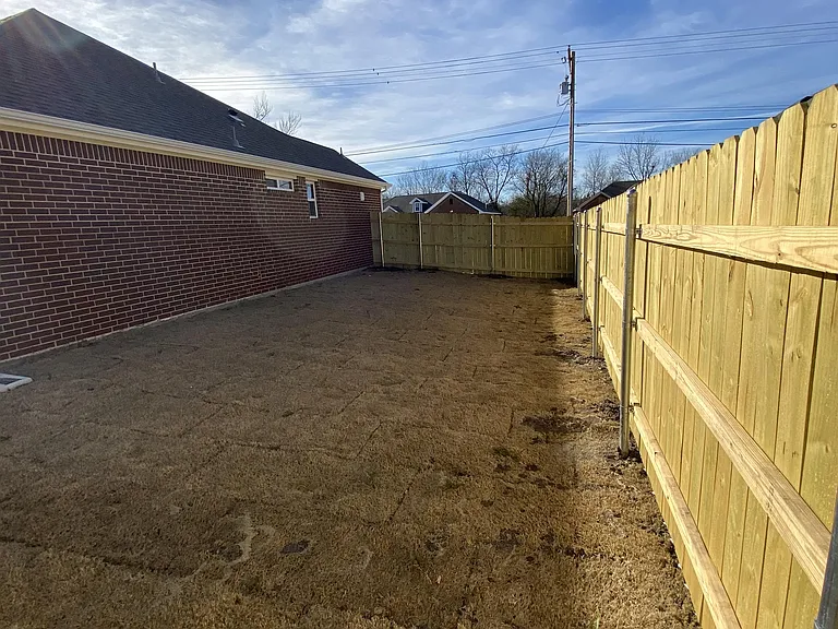 1709 Wright St — Photo 14