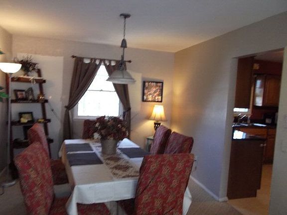 3rd image of 2711 Willow Way