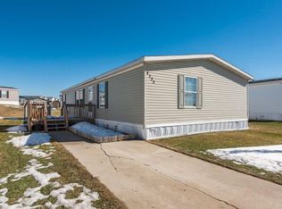 4335 Tavistock Dr, Wayland, MI 49348