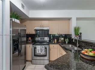 4280 San Marino Blvd APT 102, West Palm Beach, FL 33409