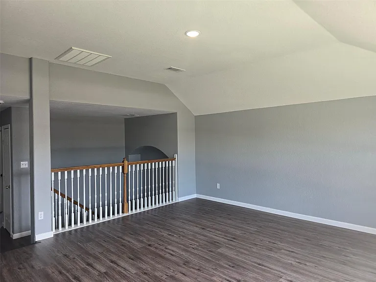 5210 Benton Dr — Photo 15