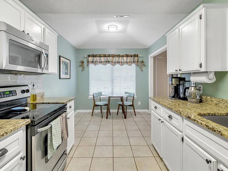 307 Coffee Bluff Villa Rd — Photo 27