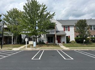 5807 Hidden Lake Dr APT H, Harrisburg, PA 17111